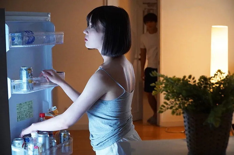 Chị người vợ cãi nhau với anh xã đến nhà con ghệ ở rồi địt luôn chồng yêu em gái